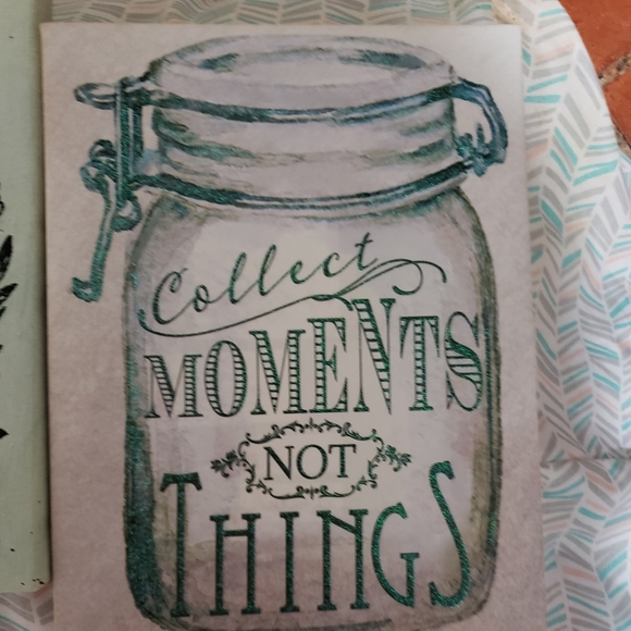 Wall hangings - Picture 1 of 3